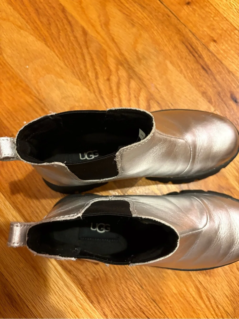 UGG Kids Metallic Silver Chelsea Boots with Black Elastic